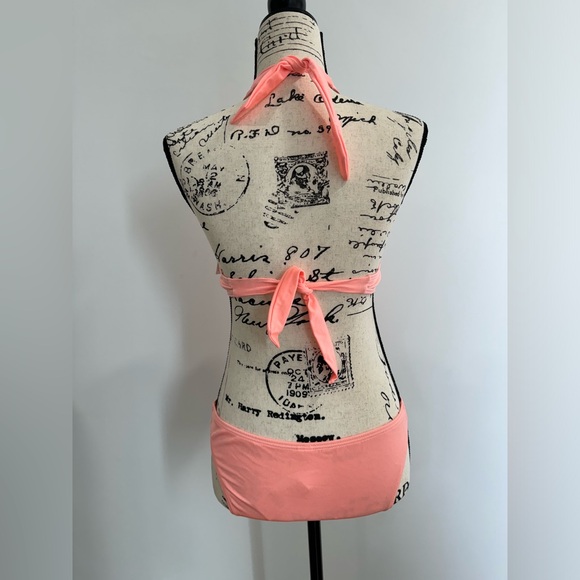 Brand New Bikini - Picture 3 of 3